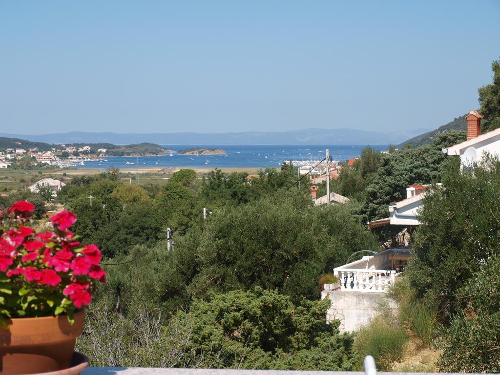 Apartments Dumicic 수페타르스카 드라가 객실 사진